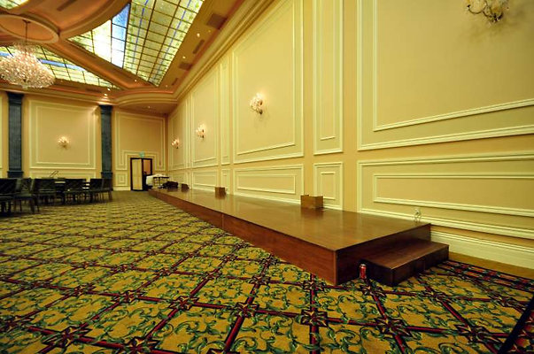 4255 ballroom 8