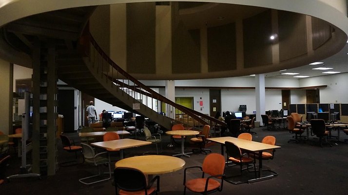 WLA.Uni.Library.09
