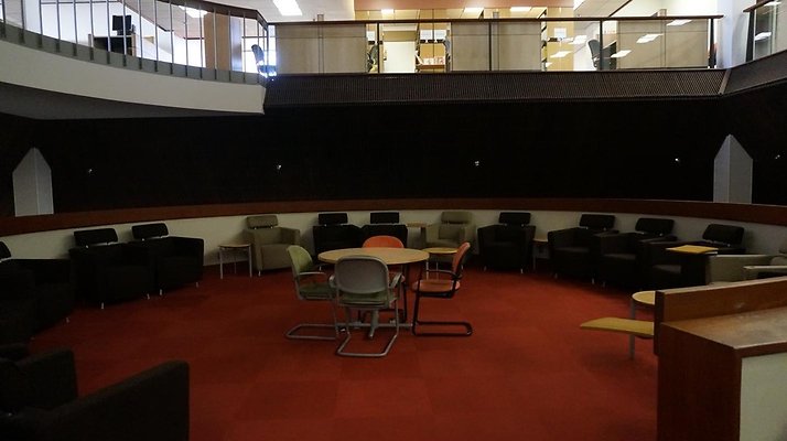 WLA.Uni.Library.13