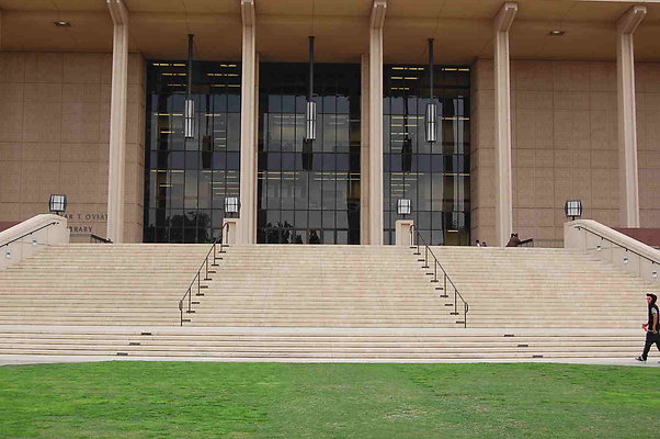 Oviatt.CSUN.Library.1.05