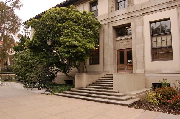 OXY.Uni..Library.02