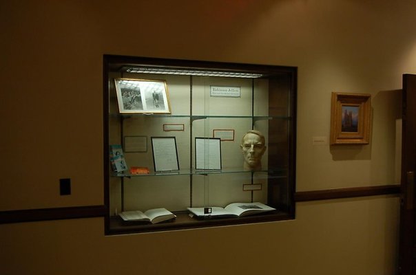 OXY.Uni..Library.28