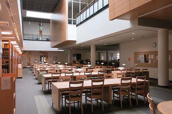 LA.Valley.College.Library.31