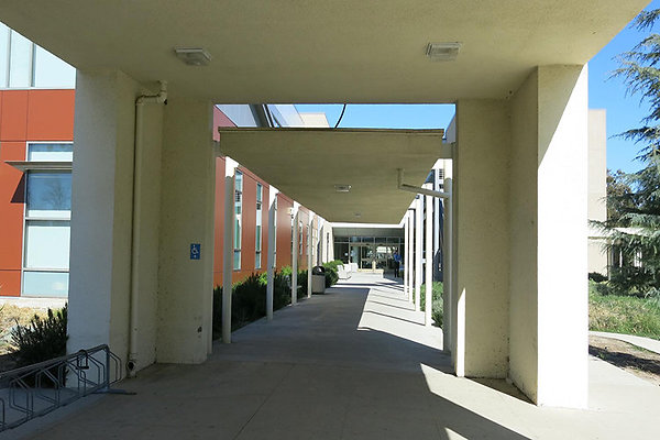 LA.Valley.College.Library.02