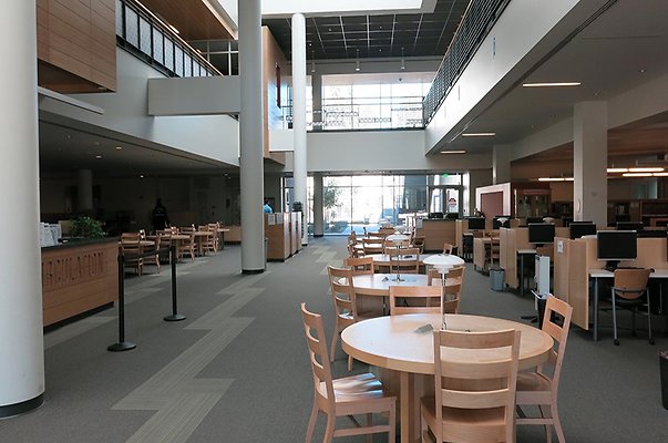 LA.Valley.College.Library.44