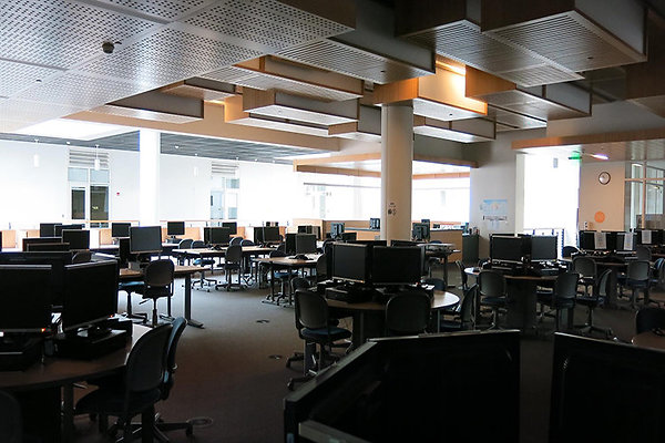 LA.Valley.College.Library.17