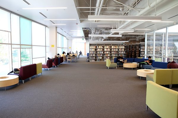 LATTC.College.Library.21