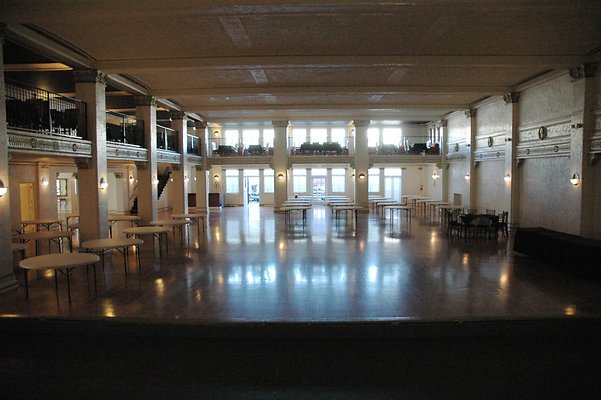 MainHall05