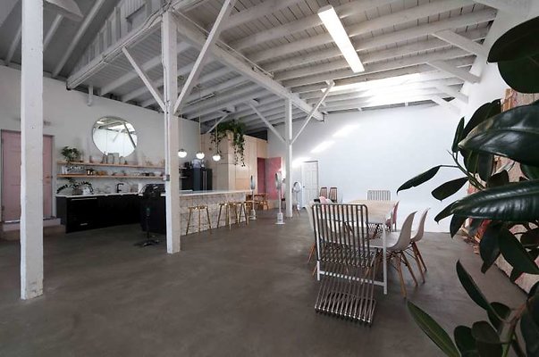10669 dining