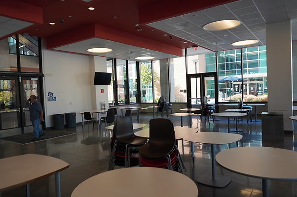 ELAC-Cafeteria 11