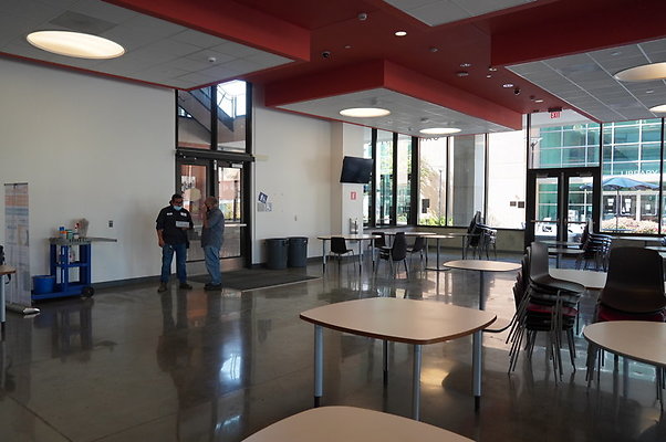 ELAC-Cafeteria 10