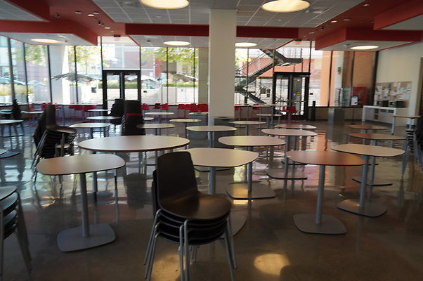 ELAC-Cafeteria 16