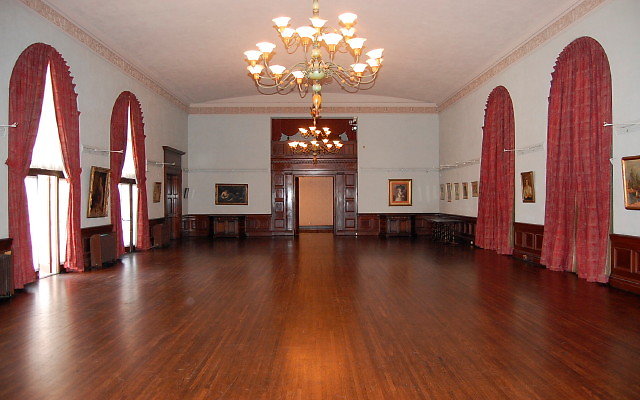 Arts Lounge