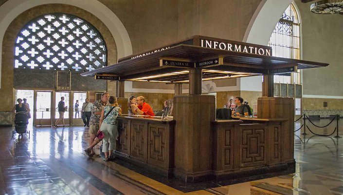 Union-Station-Waiting-Areas-008