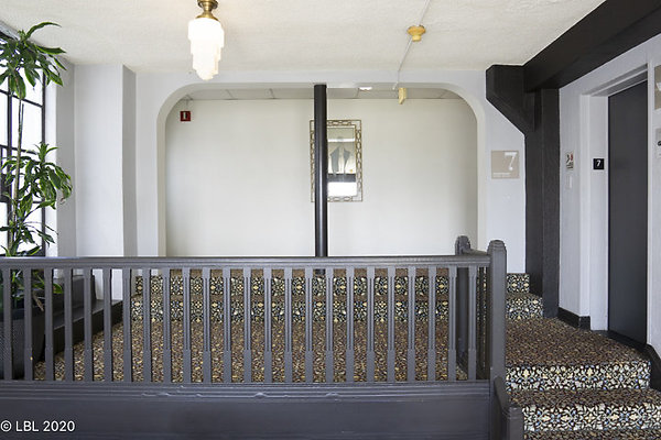 DWTNHISTORICAPT-LBL -51