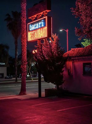 Bacari Sherman Oaks 213