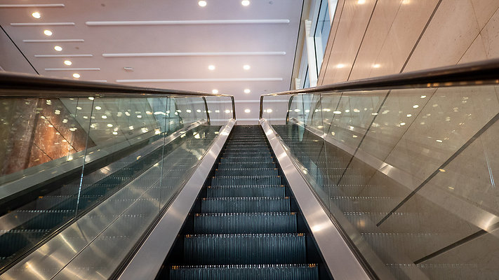 777Tower Lobby-25