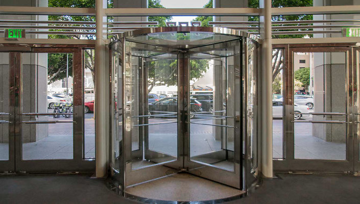 777Tower Lobby-03