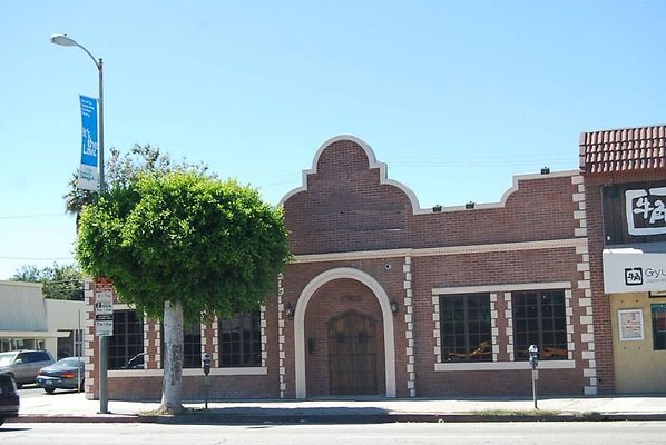 UNIVERSAL-9772-LA-2