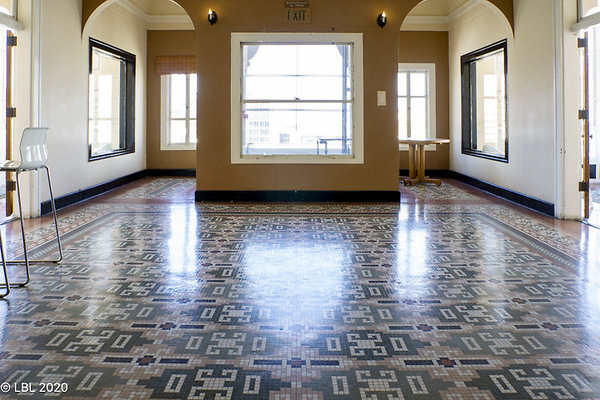 DWTNHISTORICAPT-LBL -58