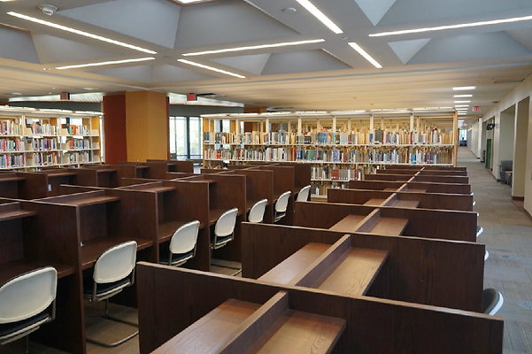 Pierce-Library 51