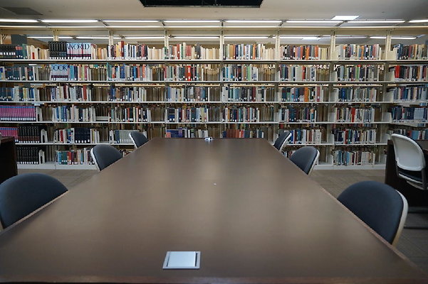 Pierce-Library 22