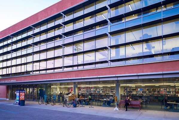LACC.New.Library.05