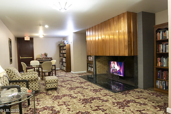 DWTNHISTORICAPT-LBL -17