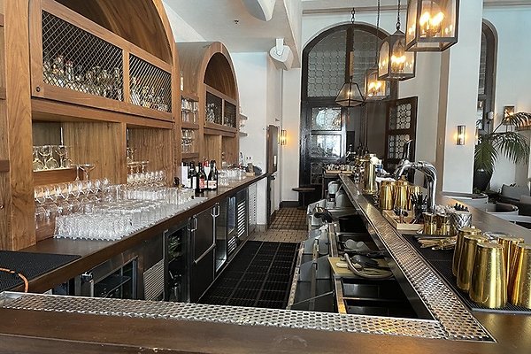 VerandaHotelFig0010