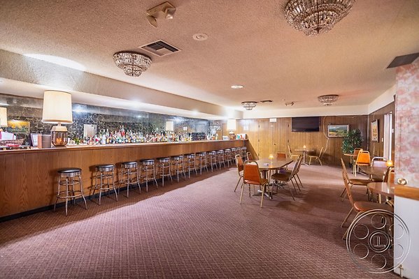 ballroom-13-22
