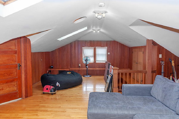 44-soderstromhouse 30 jpg 44-soderstromhouse 30 jpg