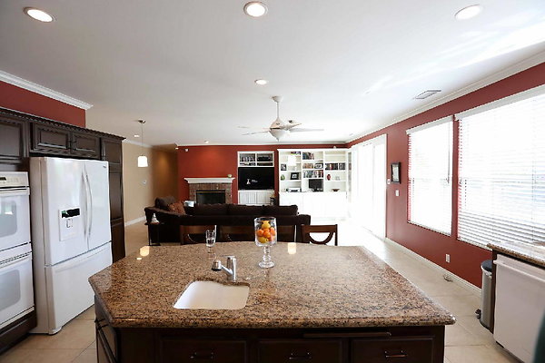 626B Kitchen4 626B Kitchen4