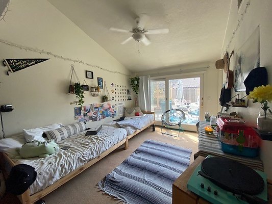 UNIVERSAL-B597-SCV-18 UNIVERSAL-B597-SCV-18