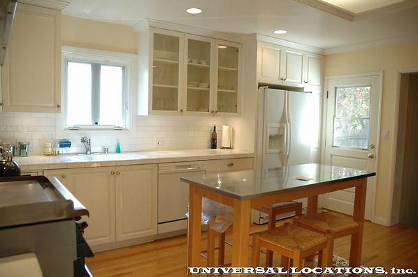 UNIVERSAL-6832-LA-20 UNIVERSAL-6832-LA-20