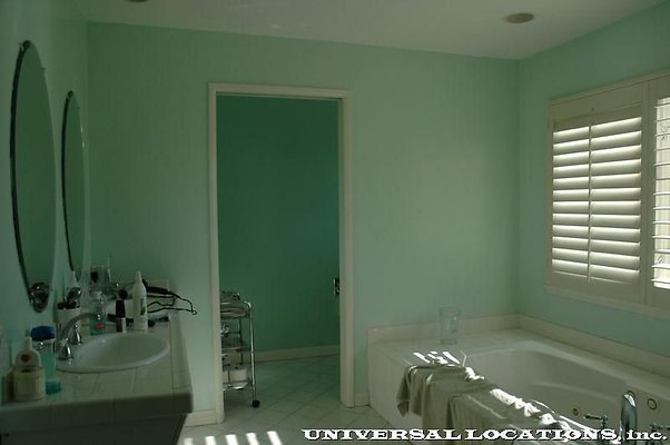 UNIVERSAL-6832-LA-38 UNIVERSAL-6832-LA-38