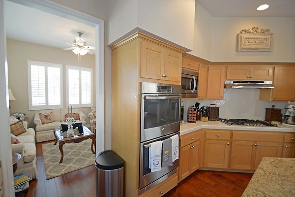 UNIVERSAL-A660-SCV-38 UNIVERSAL-A660-SCV-38