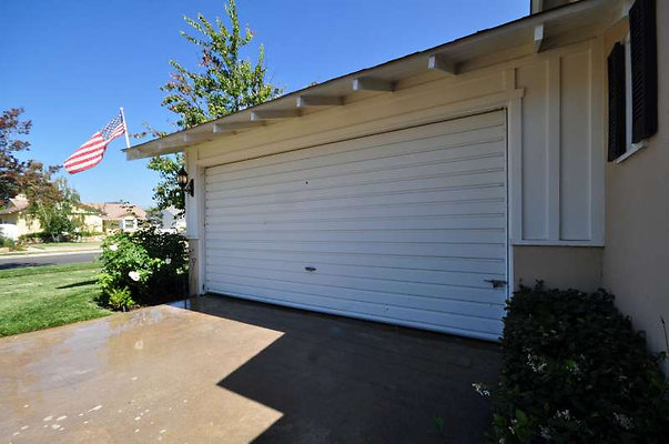 8821 garage 2 8821 garage 2