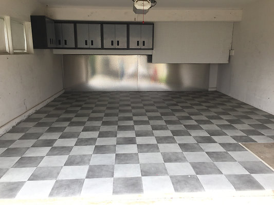 8821 garage 1 8821 garage 1