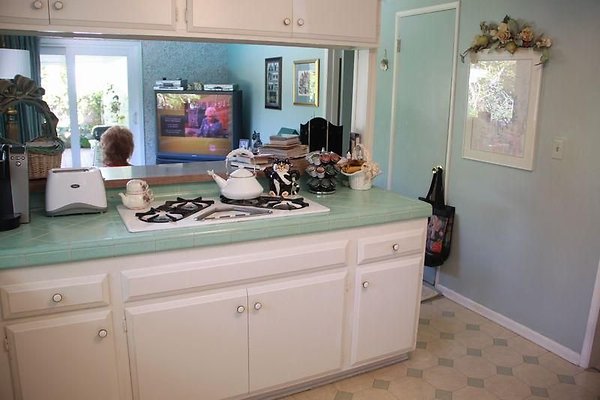 UNIVERSAL-8841-CW-21 UNIVERSAL-8841-CW-21