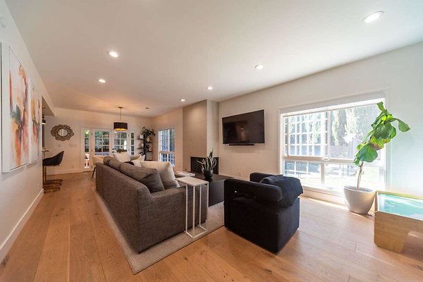 13879 living 2 13879 living 2