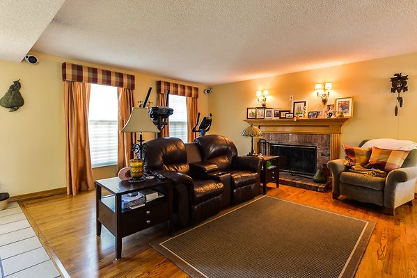 UNIVERSAL-A751-CW-28 UNIVERSAL-A751-CW-28