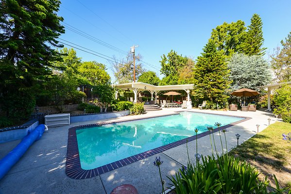 UNIVERSAL-A751-CW-33 UNIVERSAL-A751-CW-33