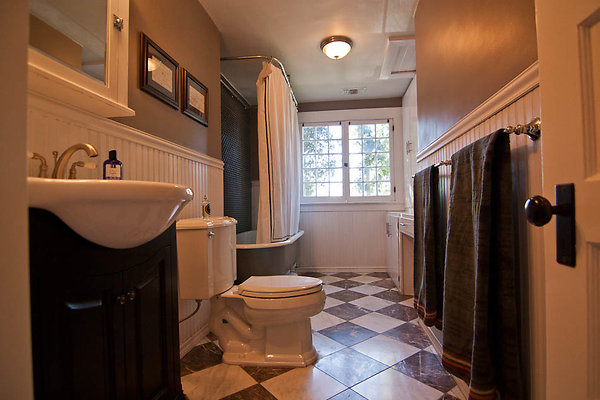 26-cynthiahouse 28 jpg 26-cynthiahouse 28 jpg