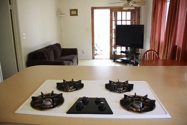 UNIVERSAL-8835-CW-23 UNIVERSAL-8835-CW-23