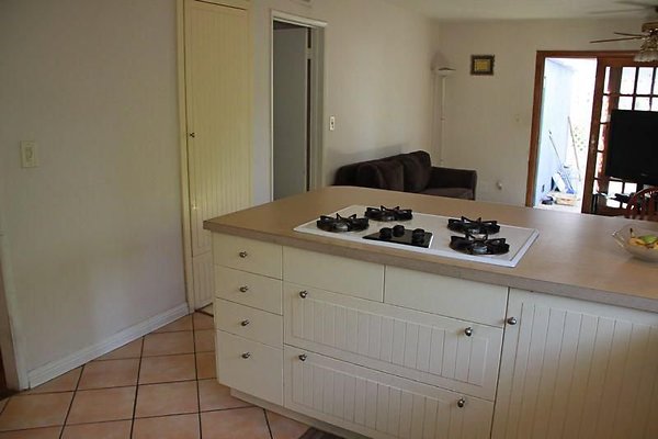 UNIVERSAL-8835-CW-22 UNIVERSAL-8835-CW-22