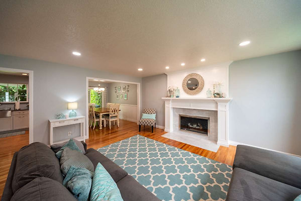 13335 living 2 13335 living 2