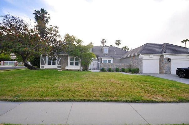 UNIVERSAL-A315-CW-4 UNIVERSAL-A315-CW-4