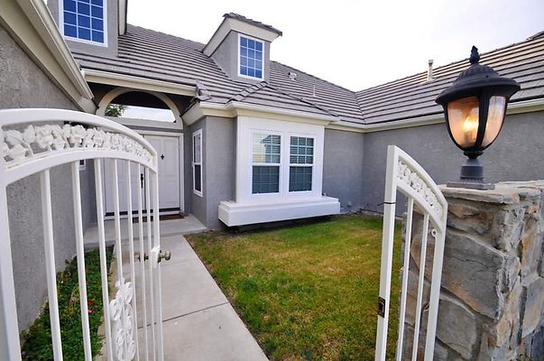 UNIVERSAL-A315-CW-9 UNIVERSAL-A315-CW-9