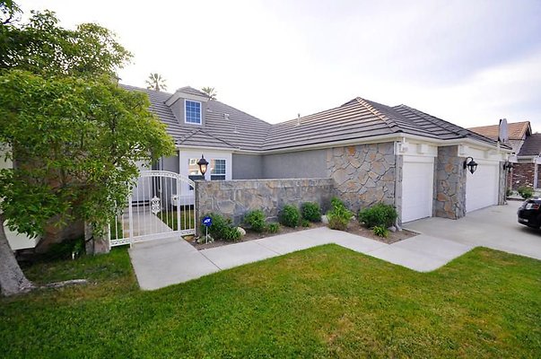 UNIVERSAL-A315-CW-8 UNIVERSAL-A315-CW-8