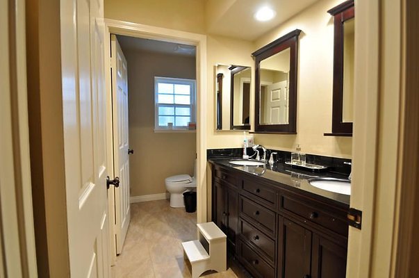 UNIVERSAL-A315-CW-57 UNIVERSAL-A315-CW-57